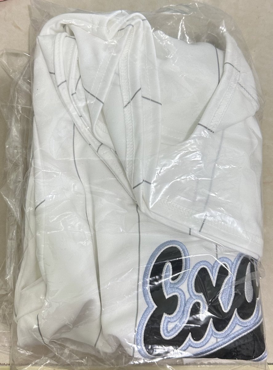 exooxe1485's tweet photo. พร้อมส่ง
เสื้อเบสบอลแบคฮยอน ⚾️👔💖
  1000 บาท 
x ไม่มีการ์ด x
แกะเอาการ์ดออกอย่างเดียวไม่เคยใส่
ใครสนใจเดมได้เลยนะคะ 
#ตลาดนัดEXO #ตลาดนัดเอ็กโซ #ขายของสะสมexo https://t.co/m3jYn5lO1l