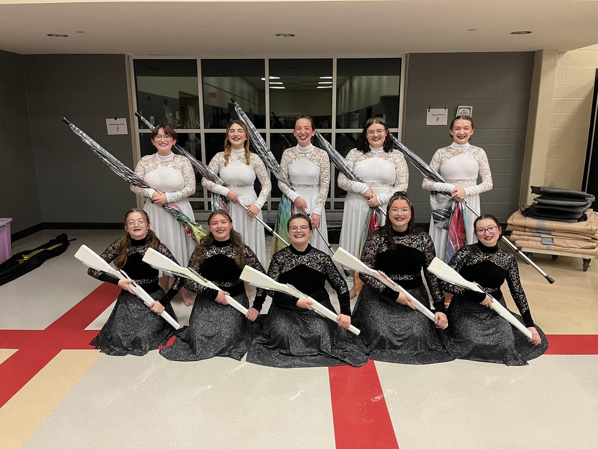 Beyond proud of our guard this past weekend. 1st place with a score of 63.91 at the region 4 preview show. We can’t wait to see where this journey takes you. #JSBulldogNation