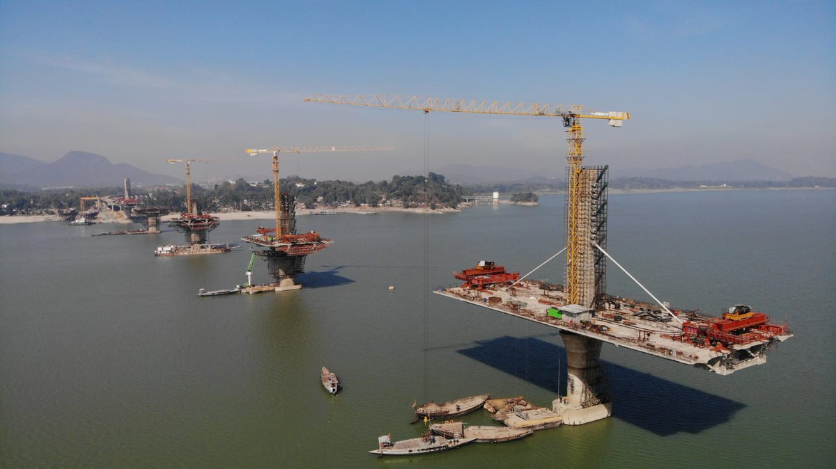 himantabiswa's tweet photo. Magnificence in the Making! 🌁

Stunning visuals of the progress of the upcoming Guwahati-North Guwahati bridge, which we intend to dedicate to the people by the end of this year. https://t.co/2MO4LB4M2M