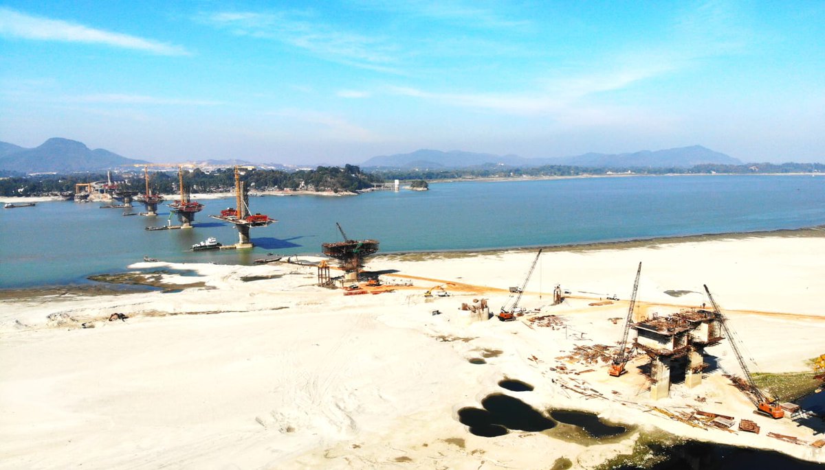 himantabiswa's tweet photo. Magnificence in the Making! 🌁

Stunning visuals of the progress of the upcoming Guwahati-North Guwahati bridge, which we intend to dedicate to the people by the end of this year. https://t.co/2MO4LB4M2M