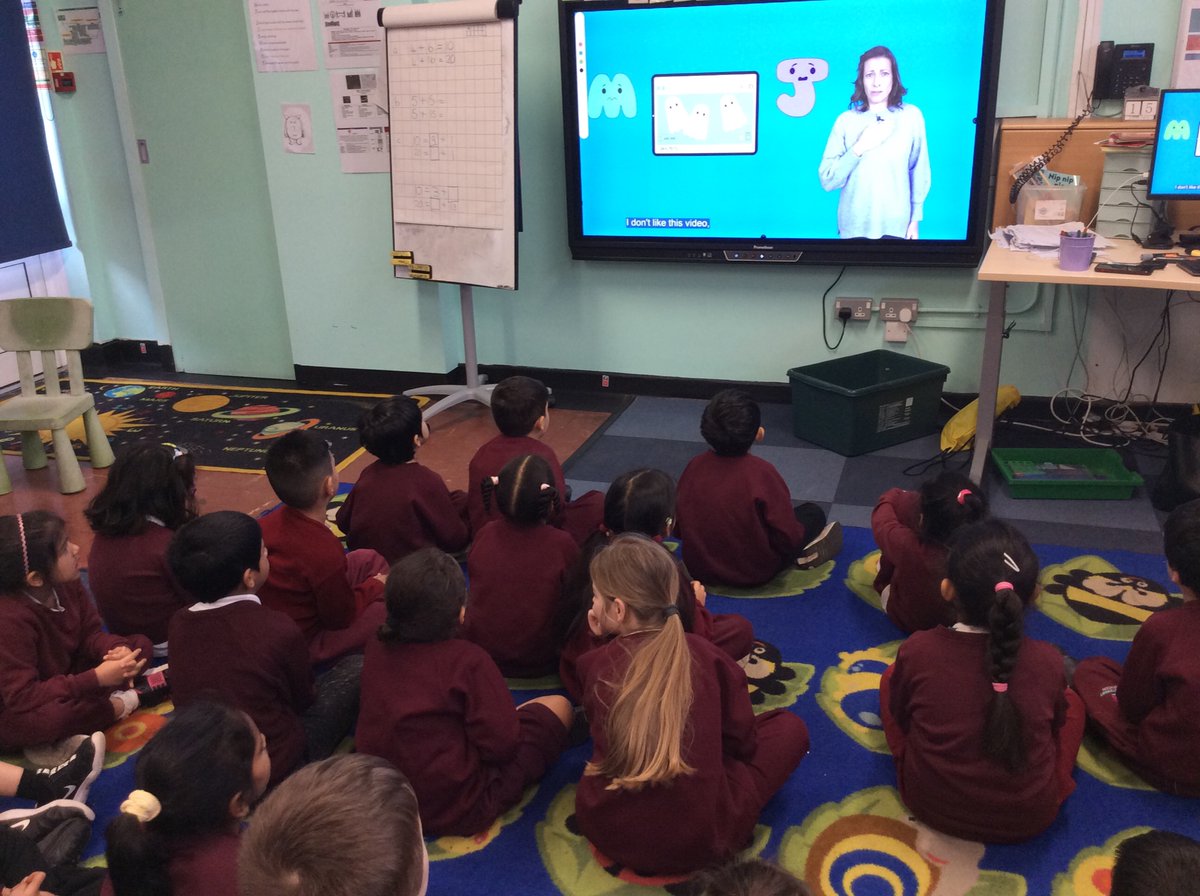 MountStewartSch's tweet photo. Coral class watched a story about Mo and Jaz today and found out what to do if they spot something that upsets them online. #tmsscomputing #tmsssaferinternetday #SaferInternetDay https://t.co/Ize21n7Dqy