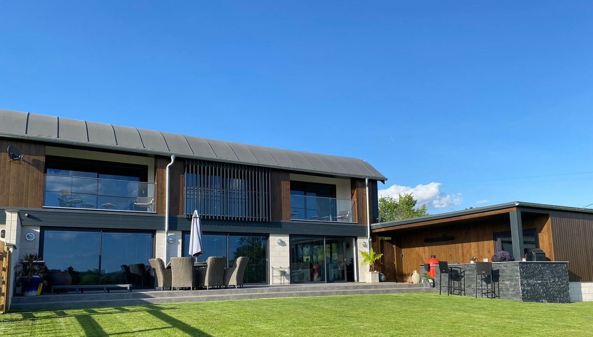 NORclad's tweet photo. Modern barn conversions have been a popular trend over the last few years. NORclad supplied all of the pre-coated Accoya external timber cladding for the complete refurbishment of this barn. ⬇️ https://t.co/2rrctnruji