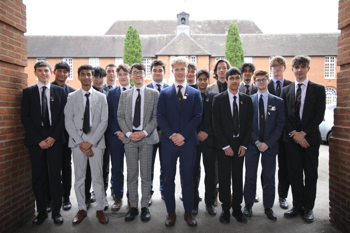 mgs_1515's tweet photo. 25 pupils from The Manchester Grammar School have secured offers from the prestigious Universities of Cambridge and Oxford, solidifying MGS’s position among the nation’s top academic schools.
👉https://t.co/MeoIPBJmu0
@Cambridge_Uni @UniofOxford
#MGSExcellence
#OxbridgeSuccess https://t.co/mPJmCoSv7K