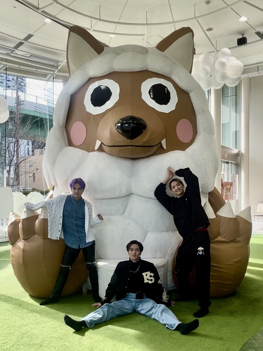 therampagefext's tweet photo. ＼#あっちこっちランぺ／

明日2/7(水) 6:00~8:00
#メ～テレ「#ドデスカ！」に
#与那嶺瑠唯 #川村壱馬 #鈴木昂秀 が
コメント出演します📺🍀

※放送内容に変更がある場合があります。

@dodesuka_6ch 
────────────
2024.02.14 release 💿📀
#THERAMPAGE BEST ALBUM
"#16SOUL"＆"#16PRAY" https://t.co/xSRPAtGSXG