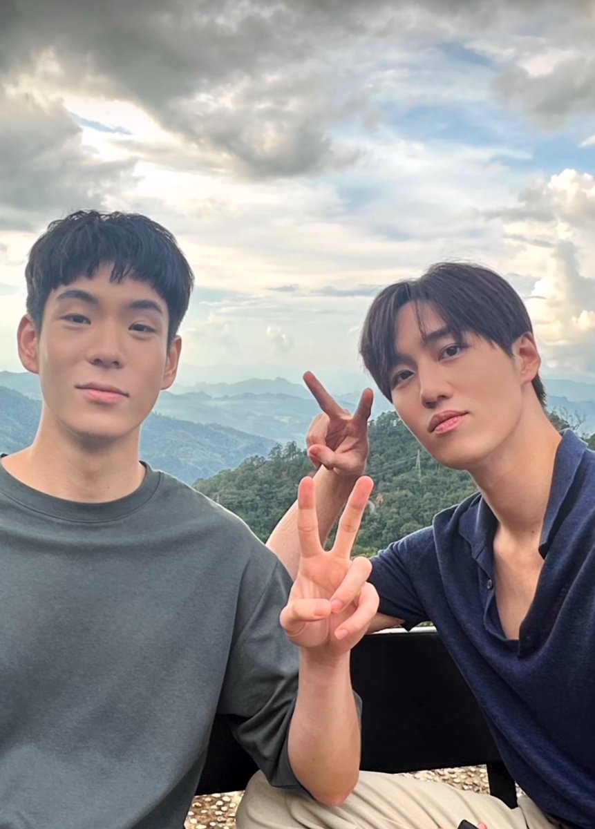 Sammon_scene's tweet image. ตื่นเต้นที่สุด ตื่นเต้นมากๆ วาสนานักเขียนตัวน้อย 🥹🥹🥹 รอดูทีเซอร์ตัวเต็มของ #การุณยฆาต ไปพร้อมกันนะคะ

รูปจาก IG : thanapob_lee