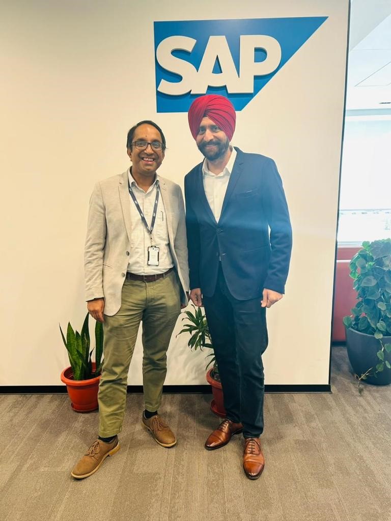 DeloitteIndia's tweet photo. Deloitte India and SAP have entered into a strategic OEM agreement aimed towards enterprise customers.
 
Learn more: https://t.co/Lbspw5IwzV 

#SAP #OEM #DigitalTransformation https://t.co/I73ZAGDQDz