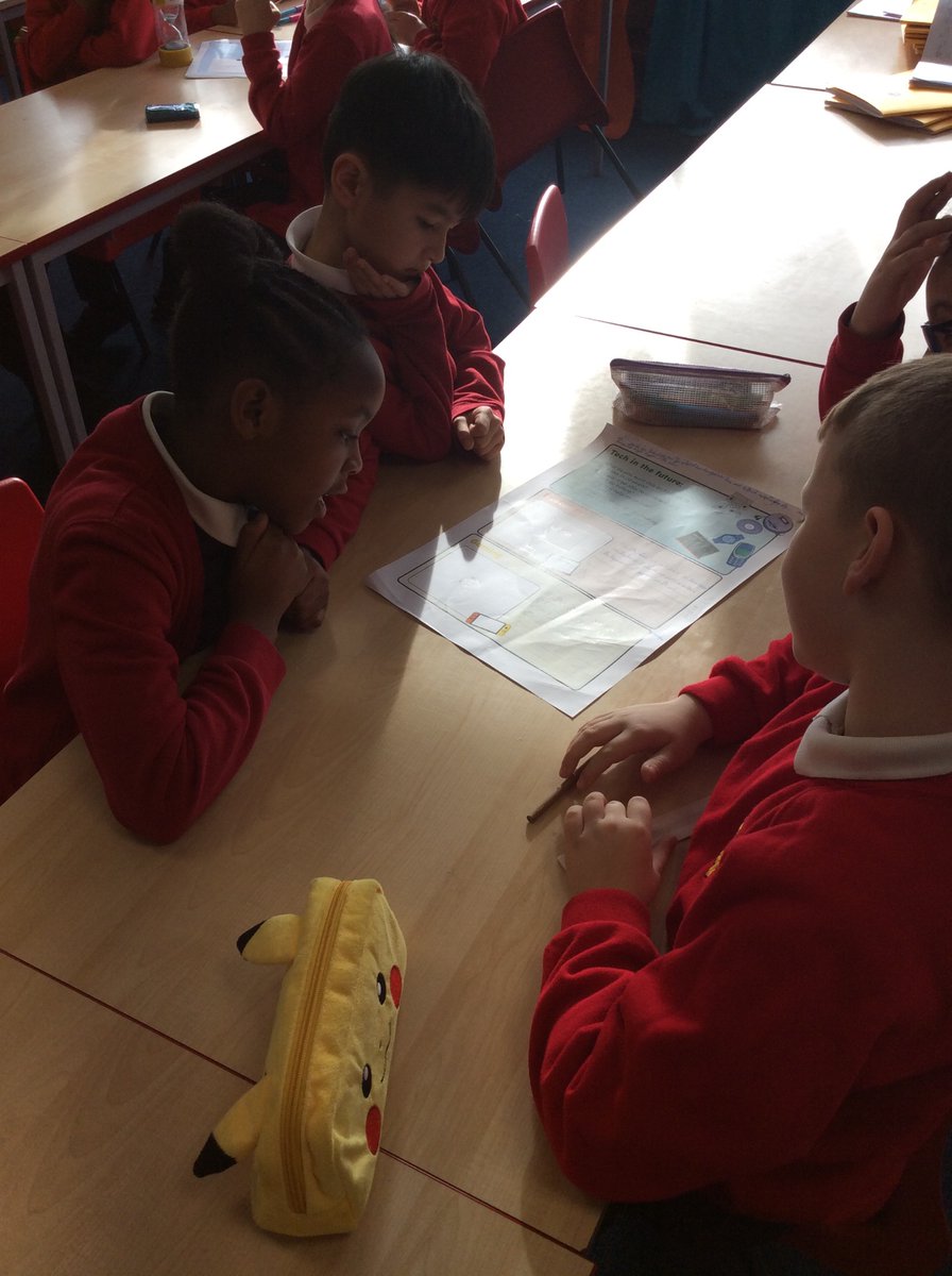 StMarksRC's tweet photo. Today we celebrated Safer Internet Day. Y4 looked at how technology has changed and what it will be like in the next 20 years. They also looked at how the internet can have a positive or a negative influence on us. @StJohnBoscoCA @UK_SIC #makeapositivedifference https://t.co/jWwKnZlULq
