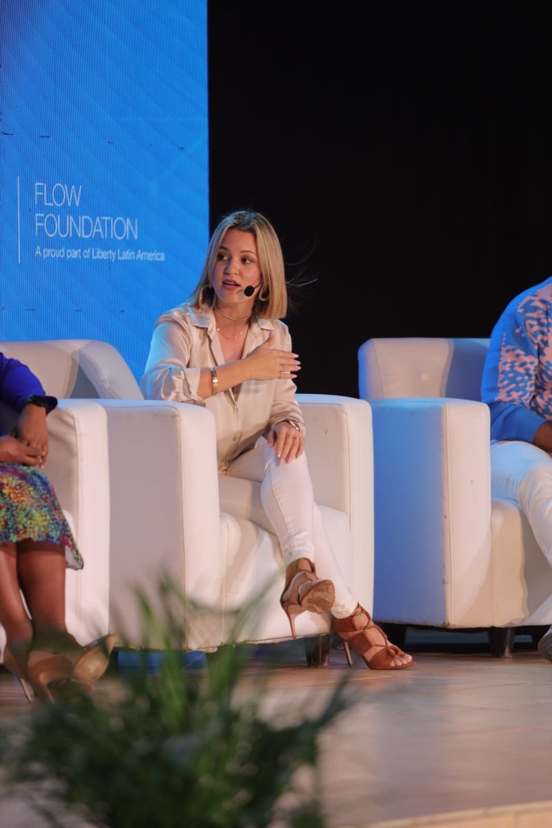 FLOWJamaica's tweet image. Panel discussion on Dealing with Cyberbullying. #SaferInternetDay #FlowFoundation #ConnectedandProtected