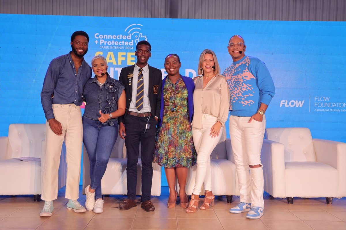FLOWJamaica's tweet image. Panel discussion on Dealing with Cyberbullying. #SaferInternetDay #FlowFoundation #ConnectedandProtected
