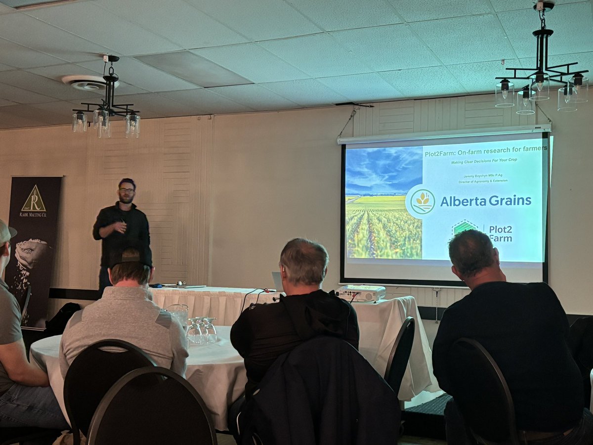 WheatGeerJJ's tweet image. At the Camrose @rahr_malt mtg today listening to  @BoychynJeremy from @AlbertaGrains talking about the impacts of different mgmt techniques and environments on diff varieties we grow on our farm. #GxExM
