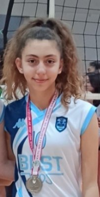 Sabaha doğru saat 03.17 de  bir mucize olacak ve ben kabustan uyanacam.Sen ben geldim emine teyze deyip çocukluğundaki gibi bana kosacan.Ama olmadı Serinim hala kabus devam eder.Gunes doğmadı yine teyzem 1 yıldır doğmadığı gibi kuzum.Seni çok özledim Seroşum #isiasortakdavamız