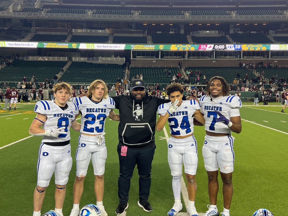 RB Season Recap:
4,215 All Purpose Yards
8.1 YPC
38 Rushing TDs
2 KOR TD(96,95)
52 Total TDs
District MVP, Off New Comer OTY
1 All State 
District Champs
 State SemiFinalist
Complete RB’s! Proud of you &amp; the season you had. #GreenGrassBoyz #DIRTY5 #ToughWins #COMPLETEBACKS2023