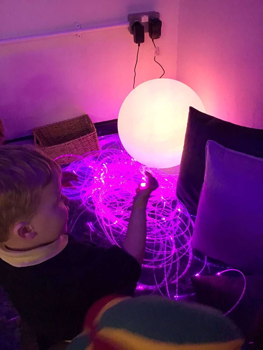 BroomwoodSchool's tweet photo. Nursery- Our children love our new ‘calm cave’ in our Nursery classroom. A place where children can come to relax, have some quiet time and reset whenever they need to✨ https://t.co/lk5tFfYfnp