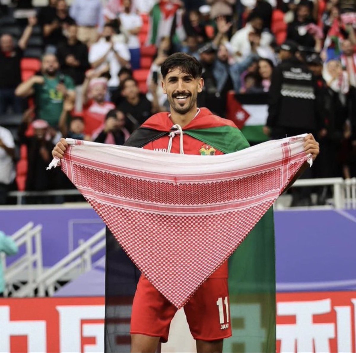 j_hala0000's tweet image. يسعد دين الأردن
🇯🇴🇯🇴
#الاردن_كوريا_الجنوبية
#يزن_النعيمات