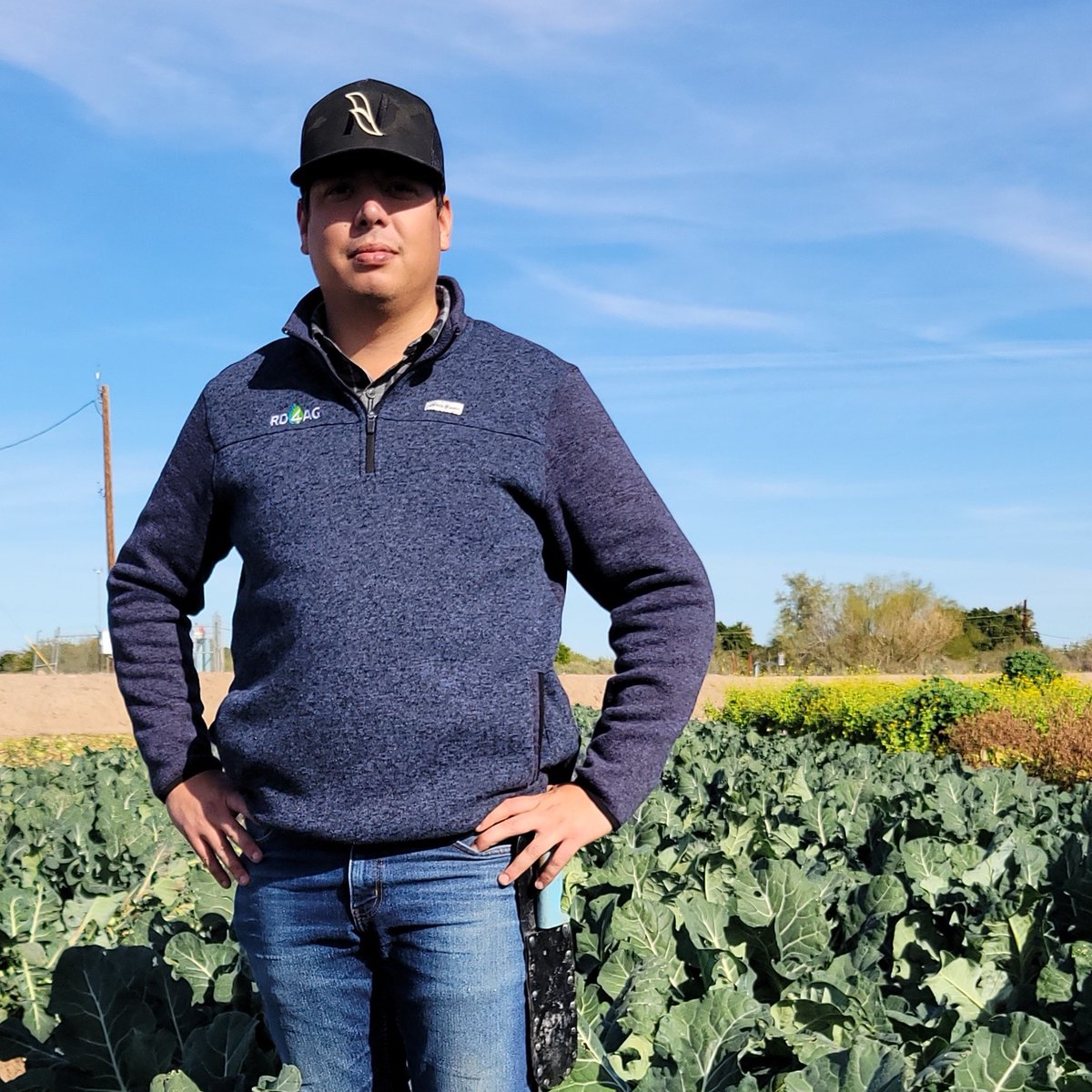 USDA's tweet photo. Alan Cruz, a @uarizona senior studying agricultural systems management, sees a future in farming in his hometown Yuma, AZ. As a USDA Future Leader in Agriculture, Cruz will attend the 2024 Ag Outlook Forum, Feb. 15-16, 2024 in Washington, DC. #AgOutlook100 https://t.co/94UaHSokyV https://t.co/fsINb4D3ve