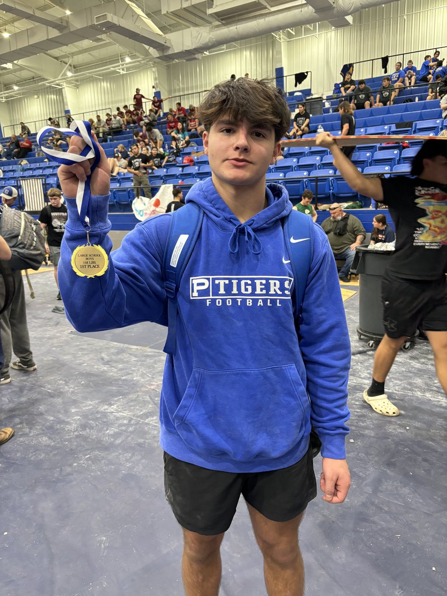 1st place @ checotah last friday! 
1070 lbs total
AGTG🙏🏽 
<a href="/pryortstrength/">Pryor Tiger Strength</a> <a href="/PryorTigerFB/">Pryor Tiger Football</a> <a href="/Pryor_Athletics/">Pryor Athletics</a>