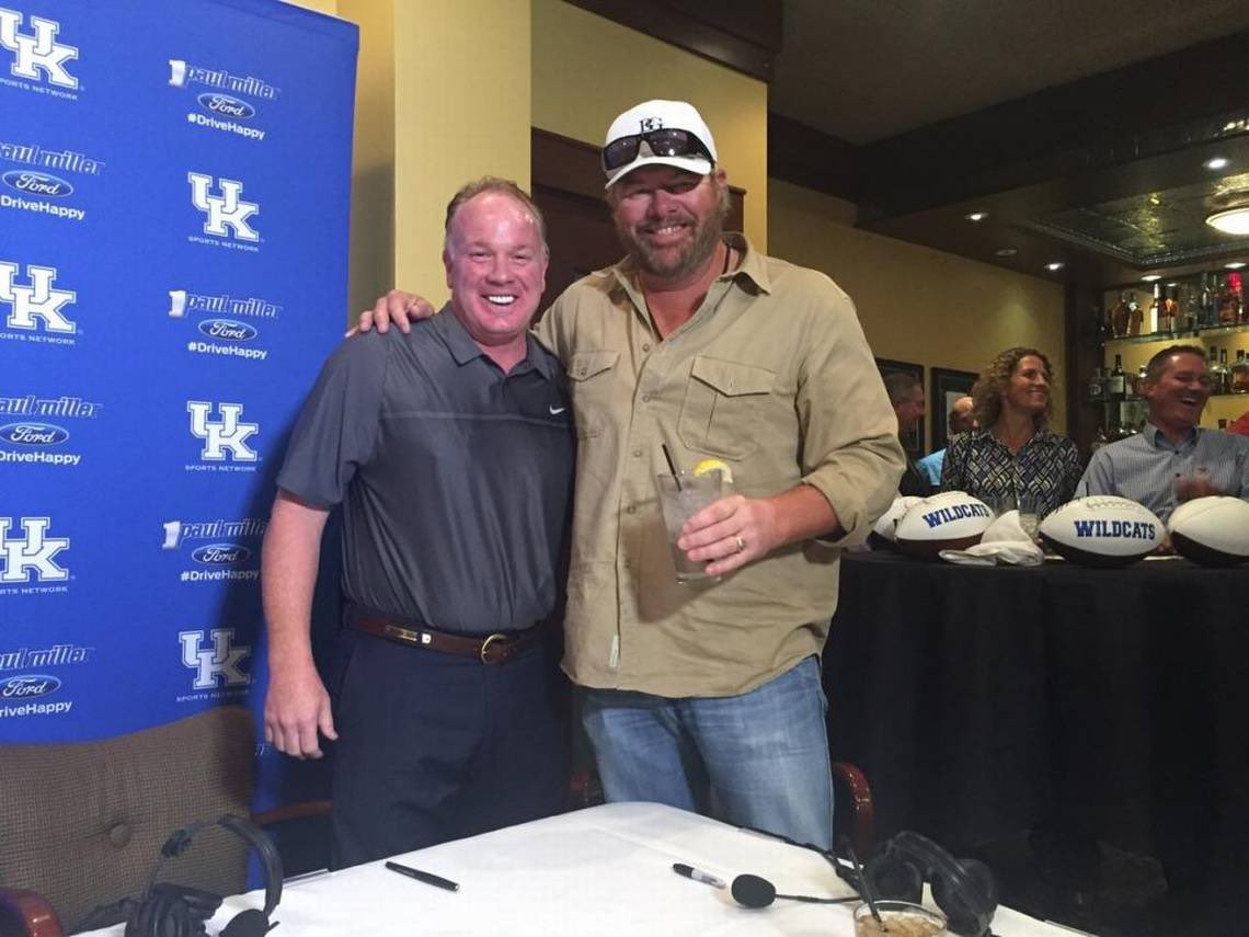 Mark Stoops tweet media