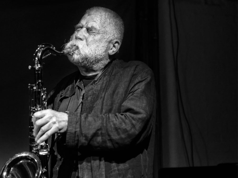 Very pleased to say that we'll be live-streaming all four of our concerts dedicated to Peter Brötzmann this week! Streaming tickets for some pretty incredible line-ups now bookable on the website (free for OTO members) - cafeoto.co.uk/events/3-days-… Photo by Dawid Laskowski