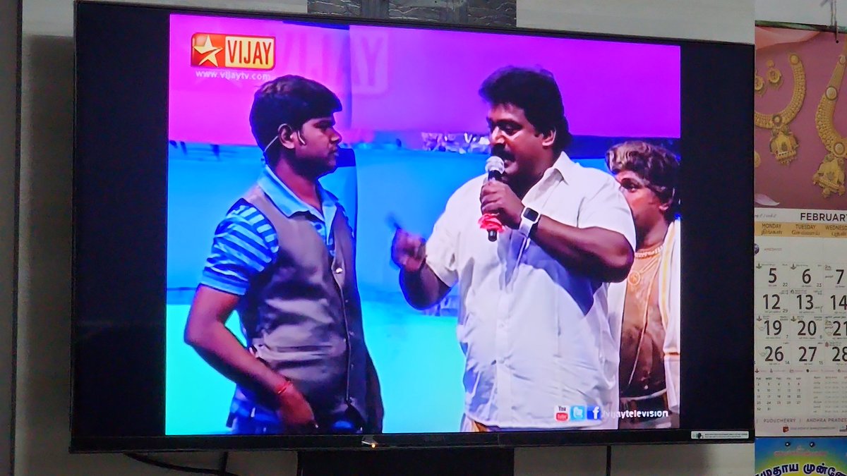 sat3974's tweet photo. @vijaytelevision Please Bring back shows like "Adhu Idhu Edhu" the OG entertainment show.
#adhuidhuedhu
#makapa
#Sivakarthikeyan
#starvijay #ENTERTAINMENT #comedyshow https://t.co/GukSshvpkk