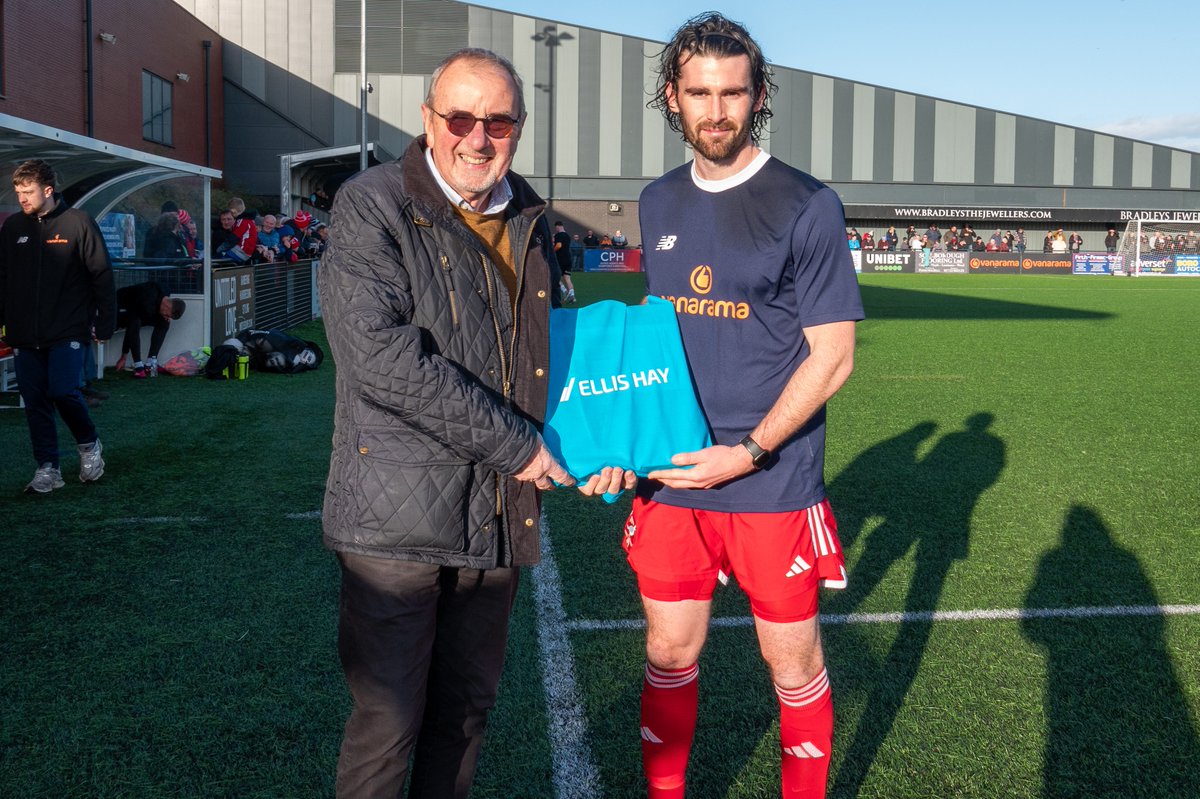 Your January Player of the Month 🙌

On Saturday Alex Purver received his Player of the Month prize from sponsors @EllisHayScarb. Announced at the beginning of the month, Alex secured his first win after the fan vote.

Congratulation Purvs and thank you Ellis Hay!