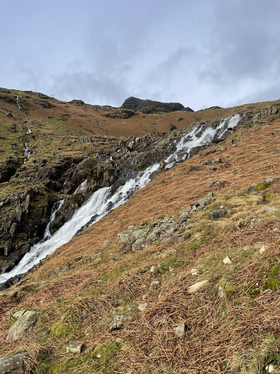 PharmaSmiles's tweet photo. Langdale Pikes #waterfallday https://t.co/g3UtLbw7Eo