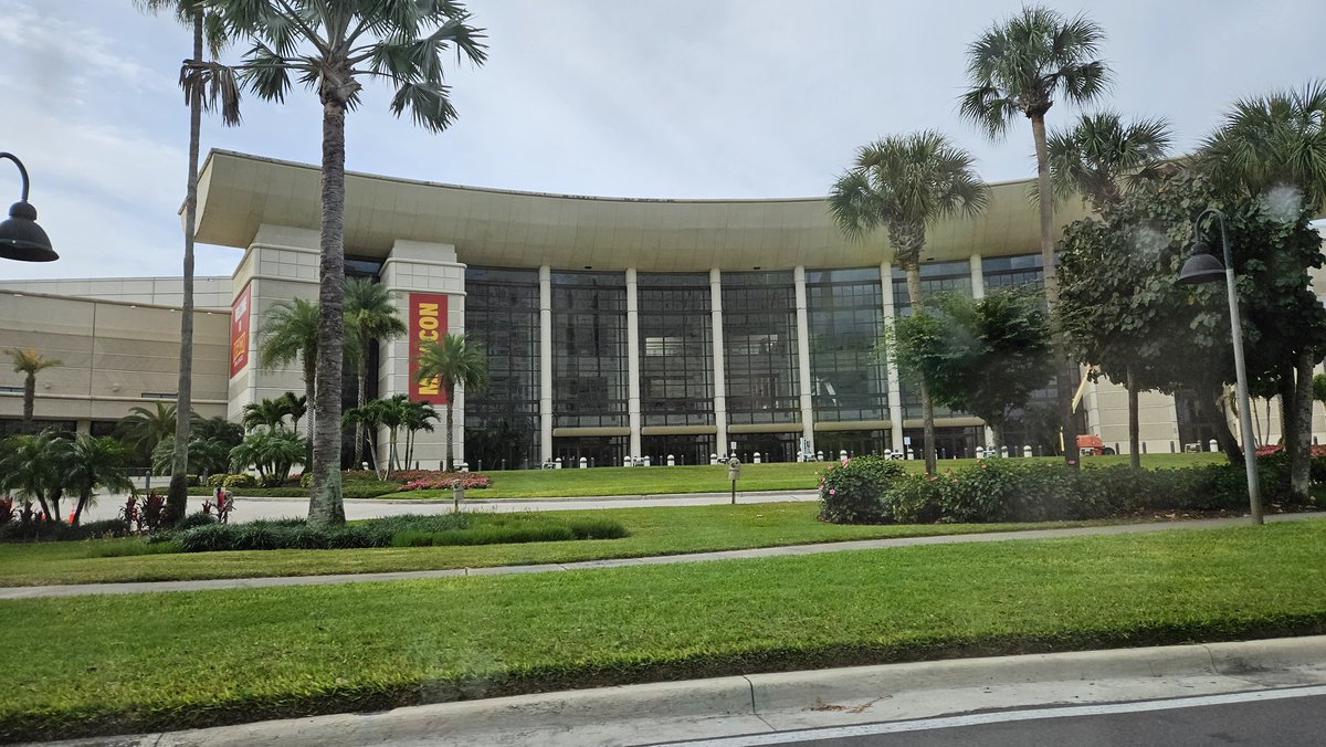 Ash (@endingace) on Twitter photo Always one heck of a weekend. <a href="/MegaConOrlando/">MEGACON Orlando</a> #MEGACONOrlando2024 #thebandghost #namelessghoul Always one heck of a weekend. <a href="/MegaConOrlando/">MEGACON Orlando</a> #MEGACONOrlando2024 #thebandghost #namelessghoul