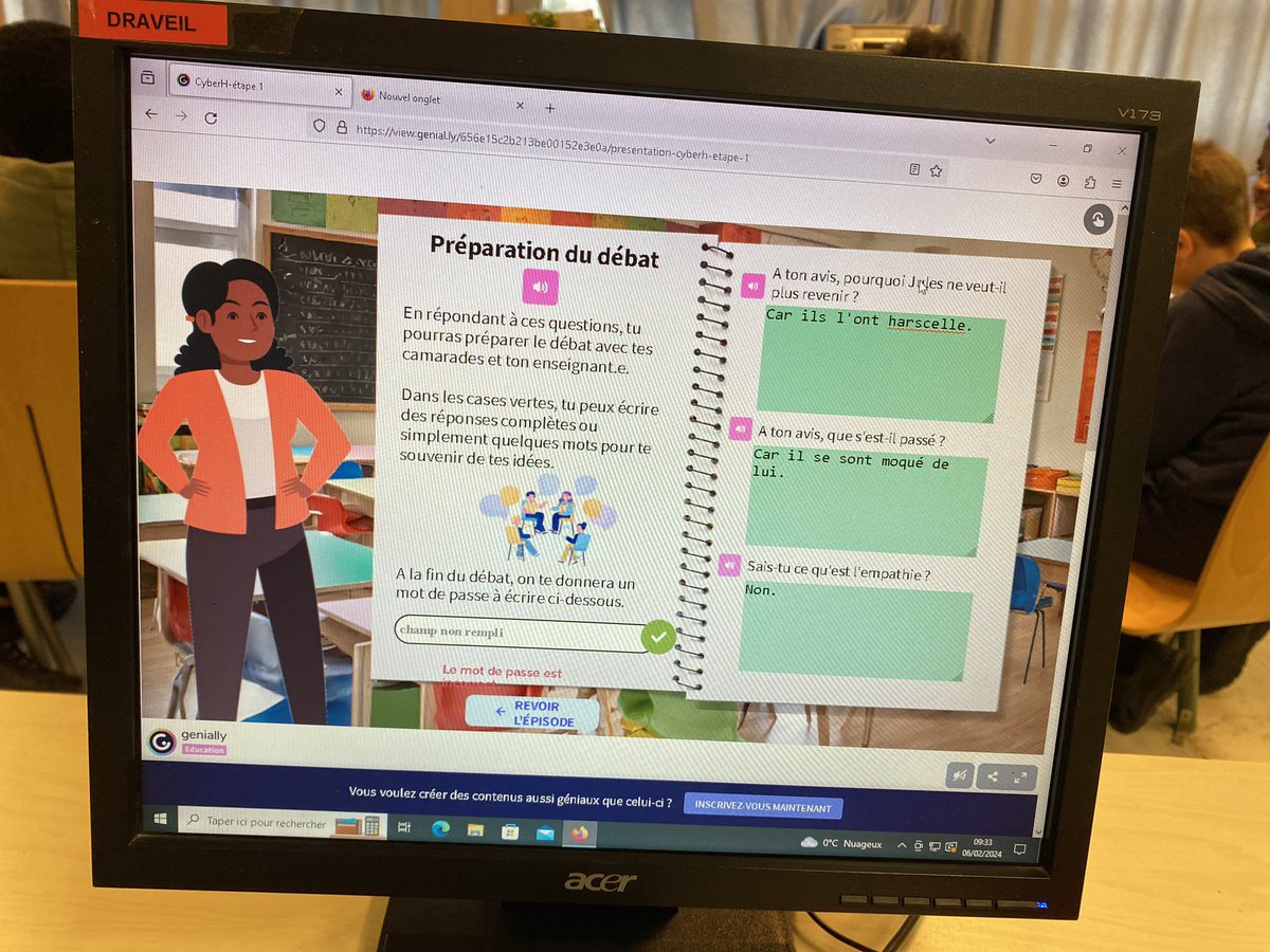 classedeDefine's tweet photo. 🔏 En ce jour d’ #internetsaferday , le @GroupeNum91 est allé présenter le premier #EscapeCyberHarcelement à plusieurs classes de CM1 et CM2.
➡️ Retrouvez ttes les infos (📝🔑 en main) et le 🔗 d’inscription (tous départements, CM1/CM2/6ème) ici : https://t.co/yX6usXheZr https://t.co/y5SlXYabVU