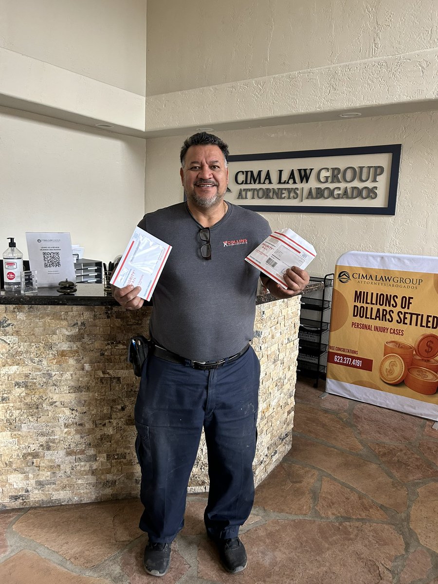 CIMALawGroup's tweet photo. 🎉We won our client’s deportation case and they picked up their permanent residency cards yesterday!🎉
#immigrationlawyers #permanentresidency #deportationcase #deportationdefense #abogadosinmigración #deportación https://t.co/z24dFRCvte