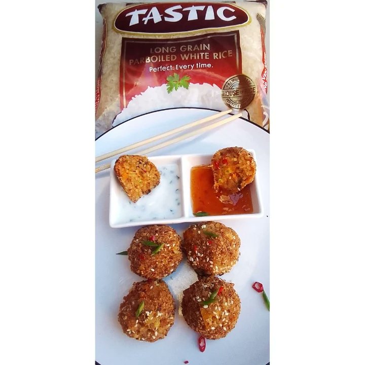DieksTshabalala's tweet image. I made some cheesy rice balls using the @tasticricesa parboiled rice. 

 #Healthylivingchallenge, #Tasticwholegrainrice #perfecteverytime  #moreineverypot.