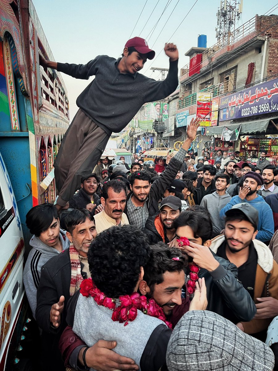pawelwargan's tweet photo. It is a tremendous privilege to accompany the historic electoral campaign of @ammaralijan and the @Haqooq_e_Khalq Party in Lahore, Pakistan. We have so much to learn from this project. https://t.co/s5C4REmXvf