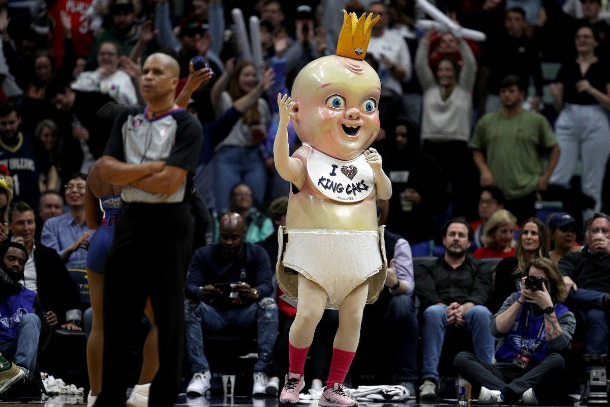 Just saw this on Yahoo Sports. The creepiest mascot on the planet resides in... New Orleans. You bring a kid to a Pelicans game he'll be scarred for life.