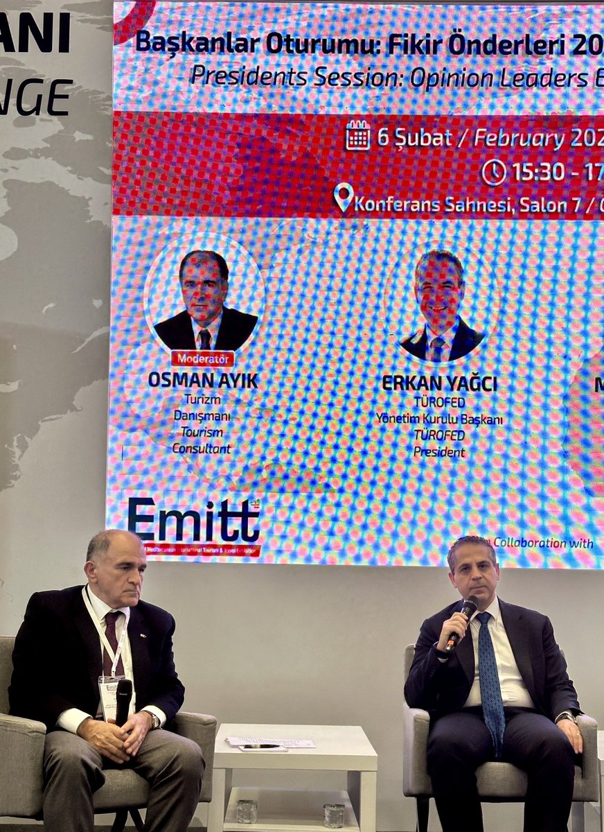 TUROFEDofficial's tweet photo. 🇹🇷🛎️ Türkiye Otelciler Federasyonu - TÜROFED Yönetim Kurulu Başkanı Sn. @ERKAN_YAGCI, @emitt_istanbul Konferans Sahnesi'nde Sn. Osman Ayık moderatörlüğünde gerçekleşen Başkanlar Oturumu'nda 2024 yılına dair öngörülülerini paylaştı.

@Turob @muberra_eresin 
@ttyd_tr https://t.co/HymLAxIkg2