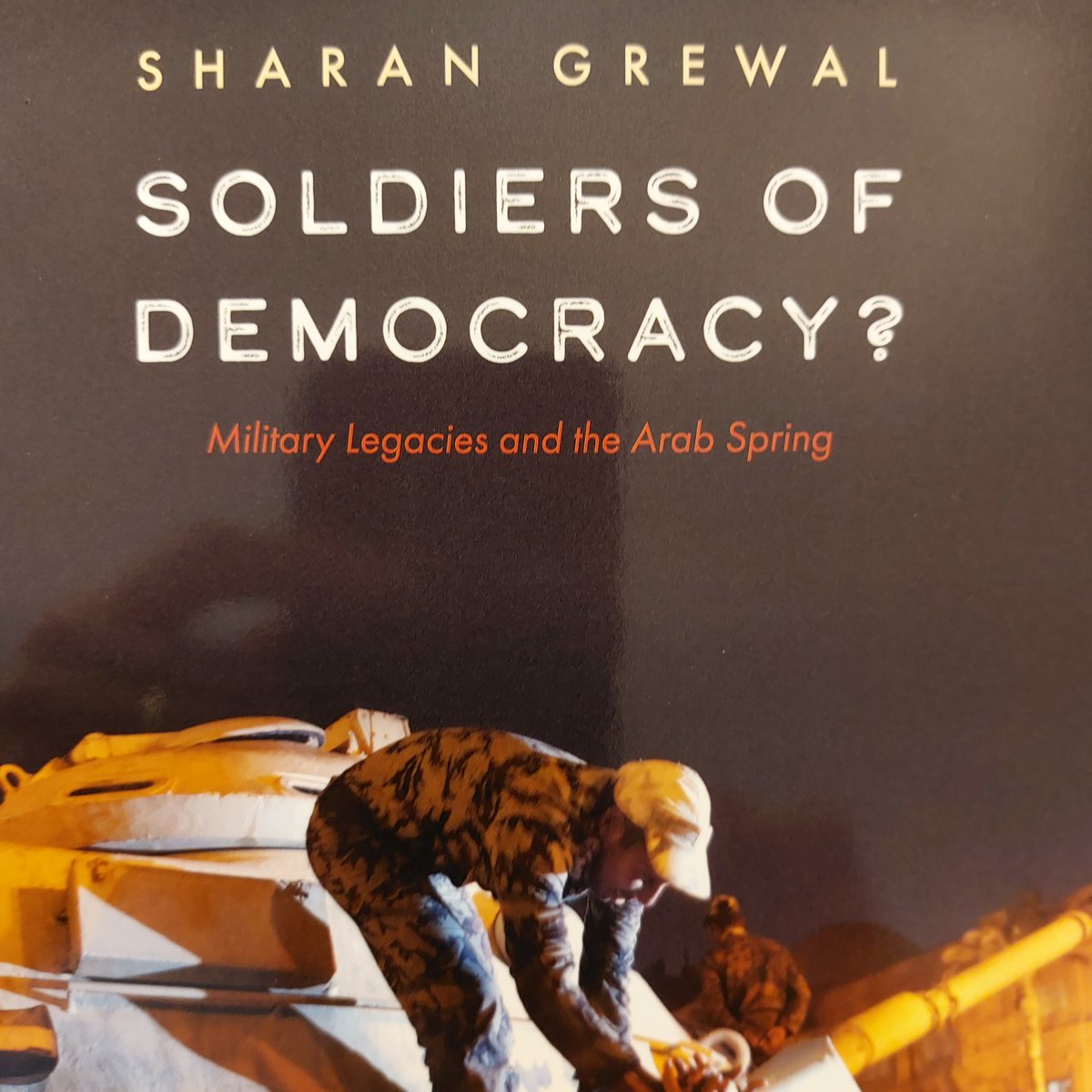 I can't wait until next Tuesday (2/13 at 5:30 p.m. EST) to discuss with @sh_grewal his recent book, which explains why some militaries support and others thwart democratic transitions. Register to attend in person or online. #Egypt #Tunisia #ArabSpring imes.elliott.gwu.edu/events/book-ta…