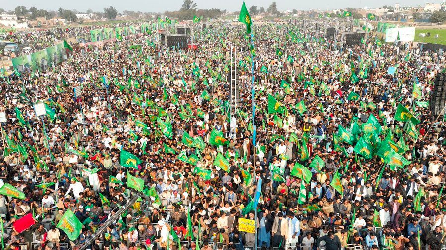 itz_umarjut's tweet photo. The PMLN is presenting its programs in Kasur Jalsa today with the goal of giving everyone in society the chance to prosper.
#KasurBelongsToPMLN https://t.co/tBlc9kqBwv