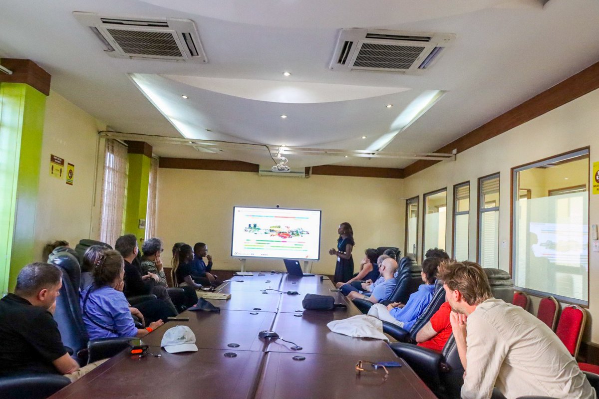 Kenya Railways is glad to host the Dutch Architects from Netherlands who are currently being taken through a presentation on the ambitious Nairobi Railway City concept, a project envisaged to transform the face and operational efficiency of Nairobi and its environs.