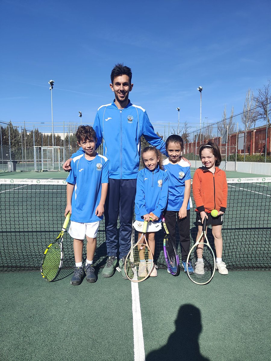 Club Tenis Alborada tweet media