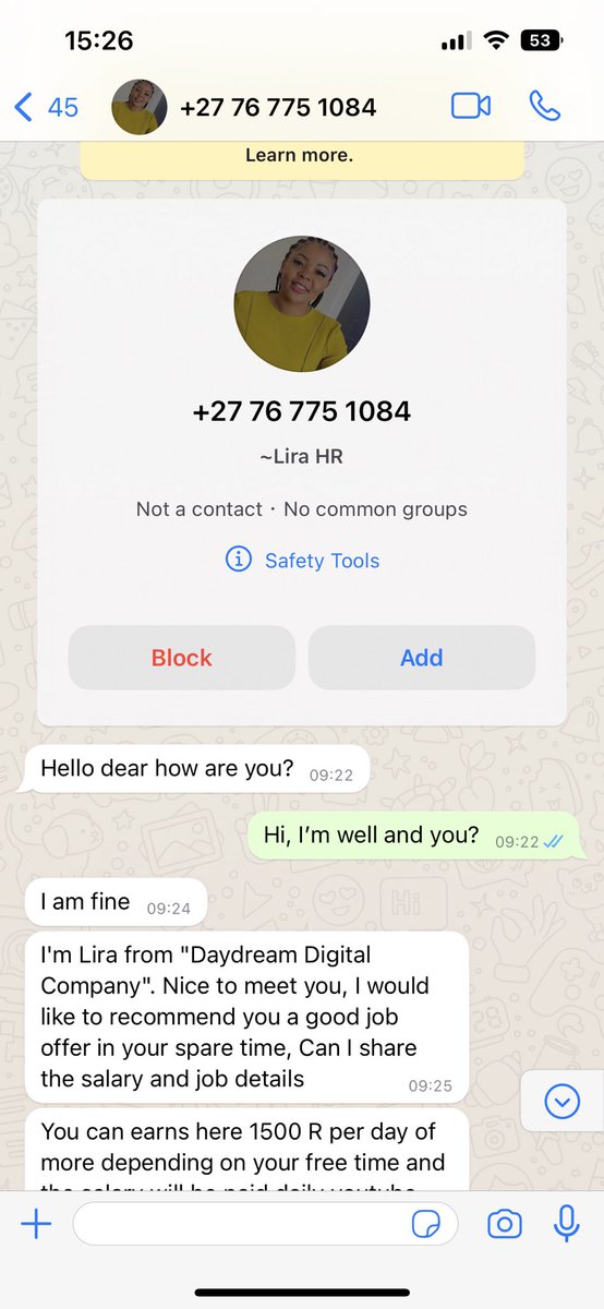 LegendarySletz's tweet photo. @SamsungSA So y’all have people scam so you get followers? https://t.co/Mq35IFhYVy