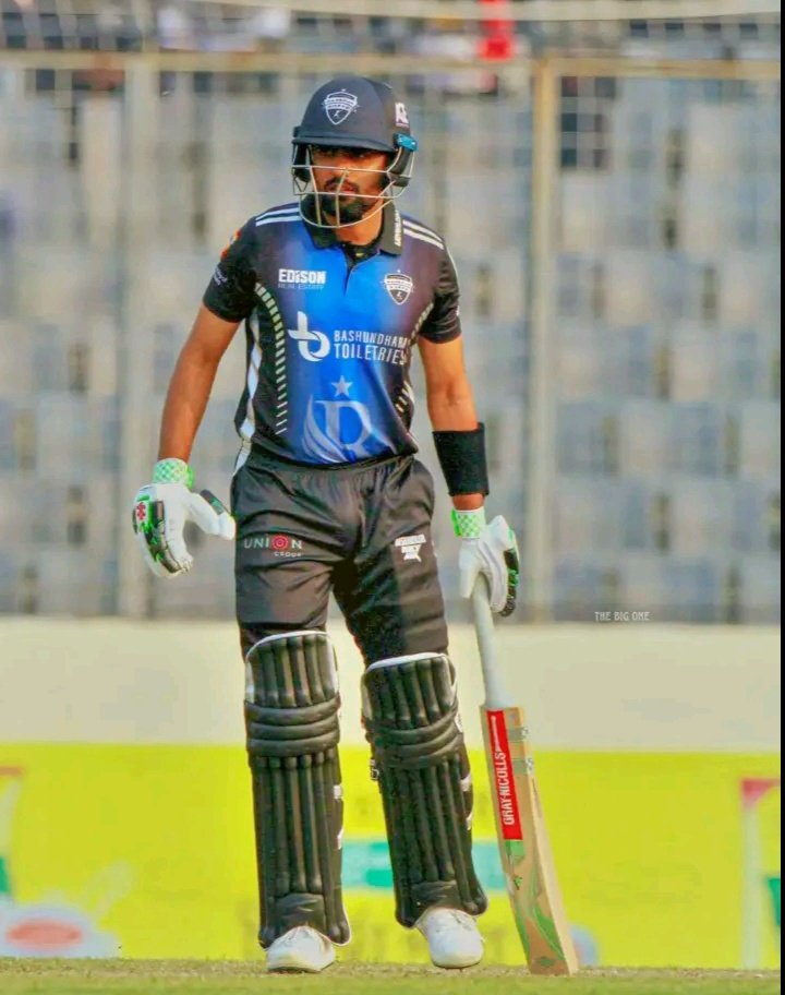 EpicCric's tweet photo. Babar Azam in BPL 2024:

Matches -  6
Runs - 251
Average - 51
#BPL2024 #BabarAzam𓃵 
#babarazam https://t.co/CtXg0kIFBb