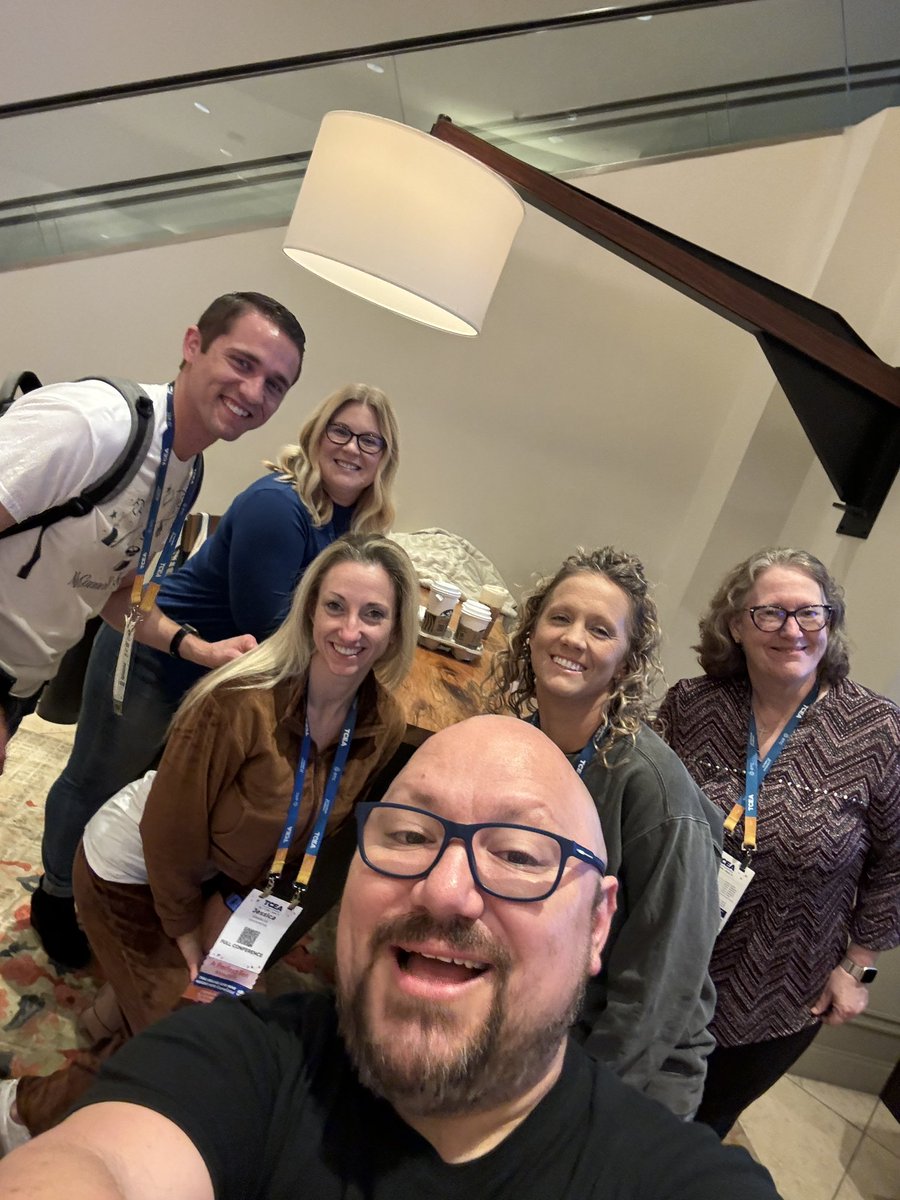 MannyDiscoTech's tweet image. Making memories a #TCEA #TCEA24 @edpuzzle