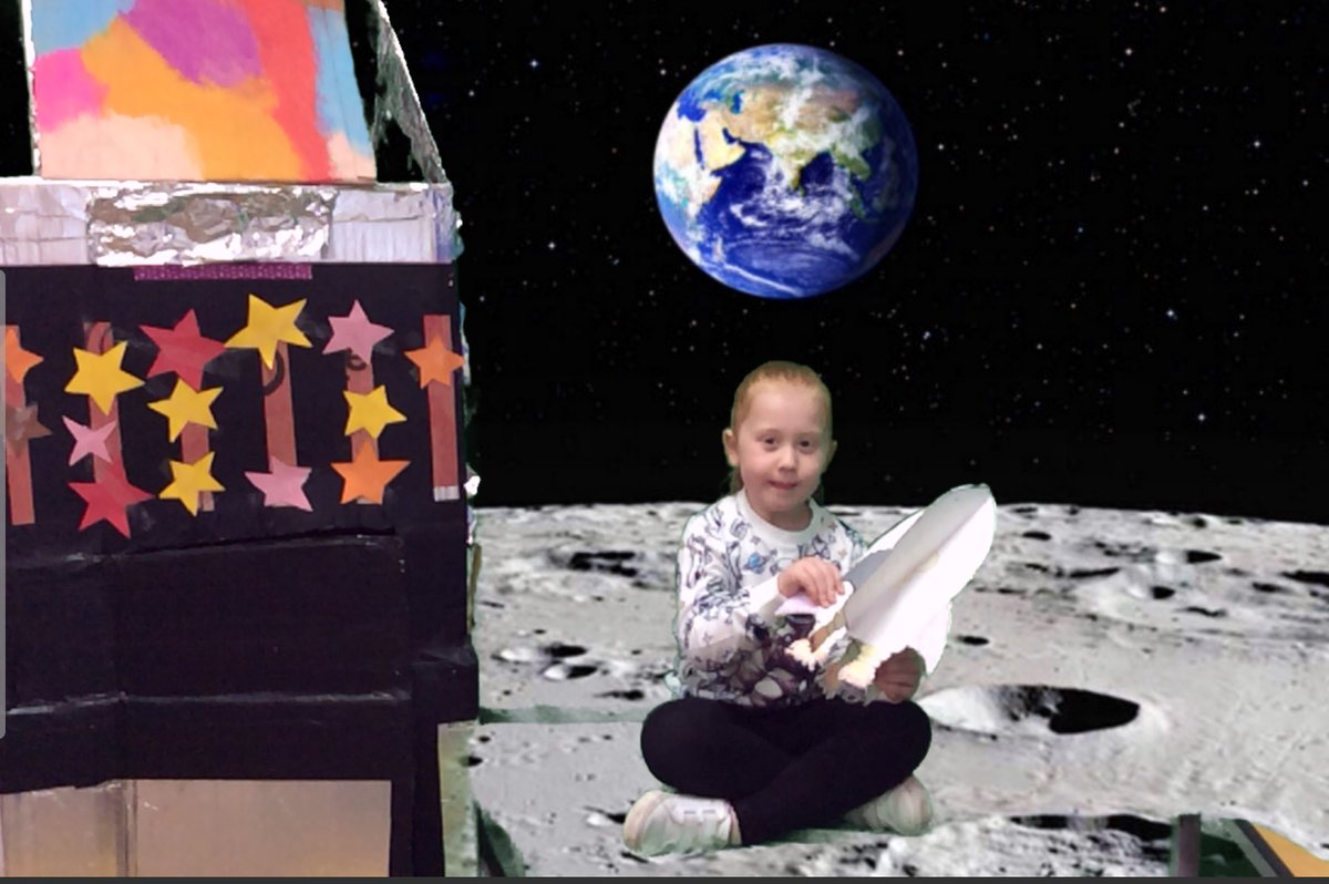EyfsOlol's tweet photo. Reception have landed on the moon! @ololprimary_HT #makeadiffrence https://t.co/S5BSxpGTa6