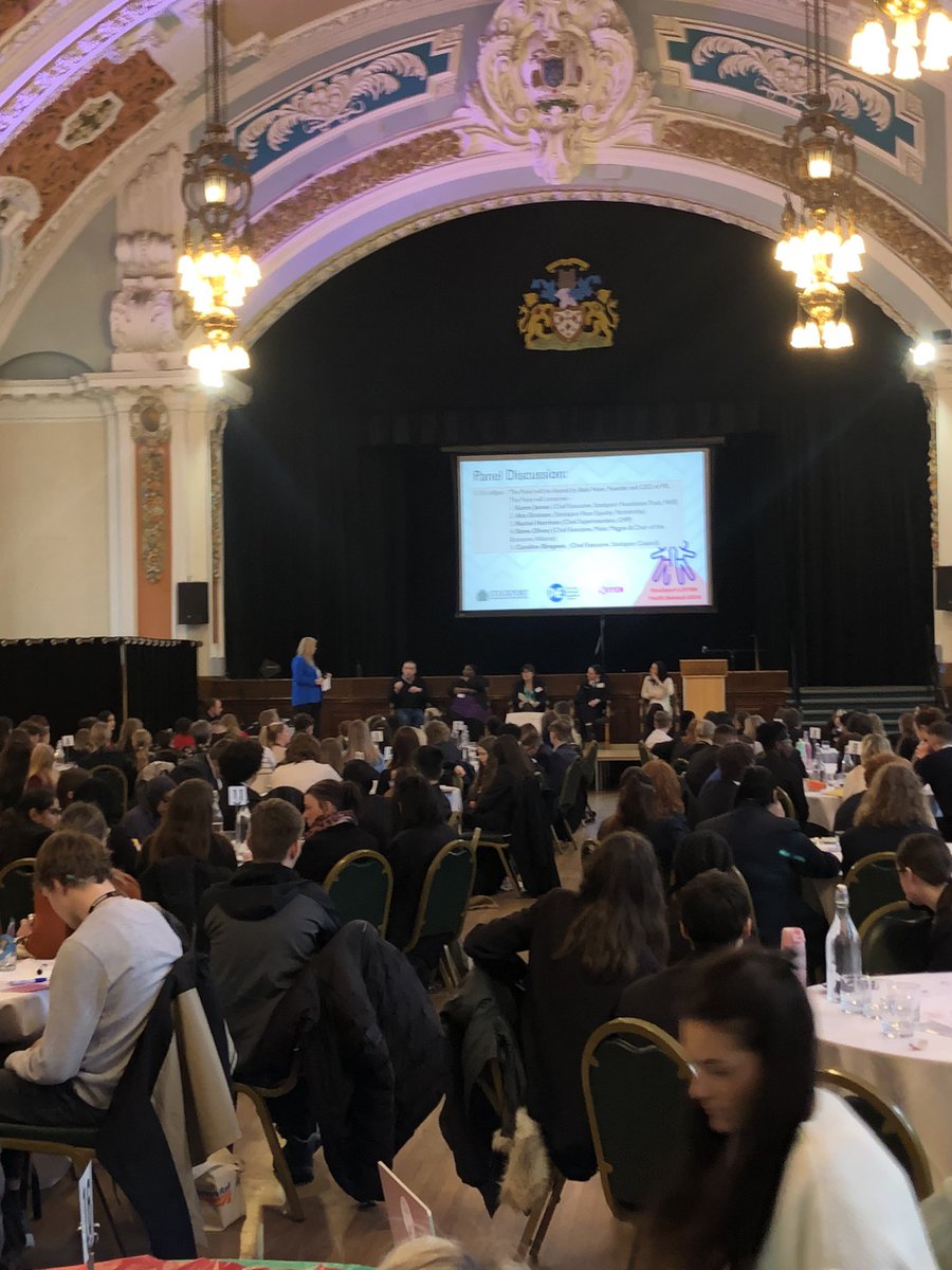Live Panel Discussion happening now with questions selected from our participating pupils. Our panel comprises Stockport leaders from business, GMP, the Council, NHS and Race Equality. #Stockportmbc  #Stockport #FutureReady
