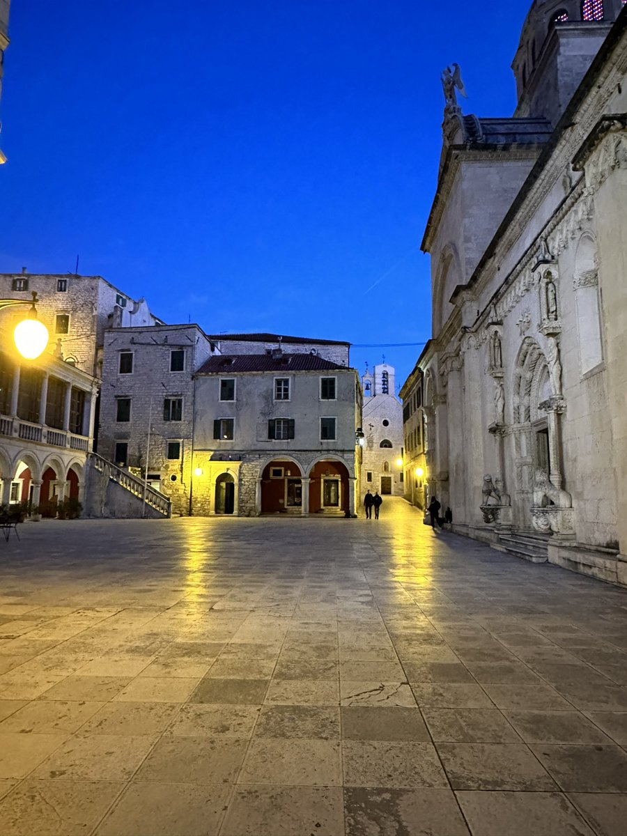 SahranisWorld's tweet image. Šibenik Croatia 🇭🇷 watch my travels at: twitch.tv/sahranisworld #Croatia #travelblogger #twitch