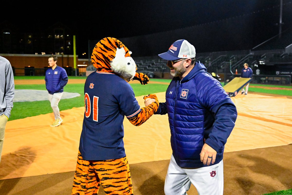 AuburnBaseball tweet picture