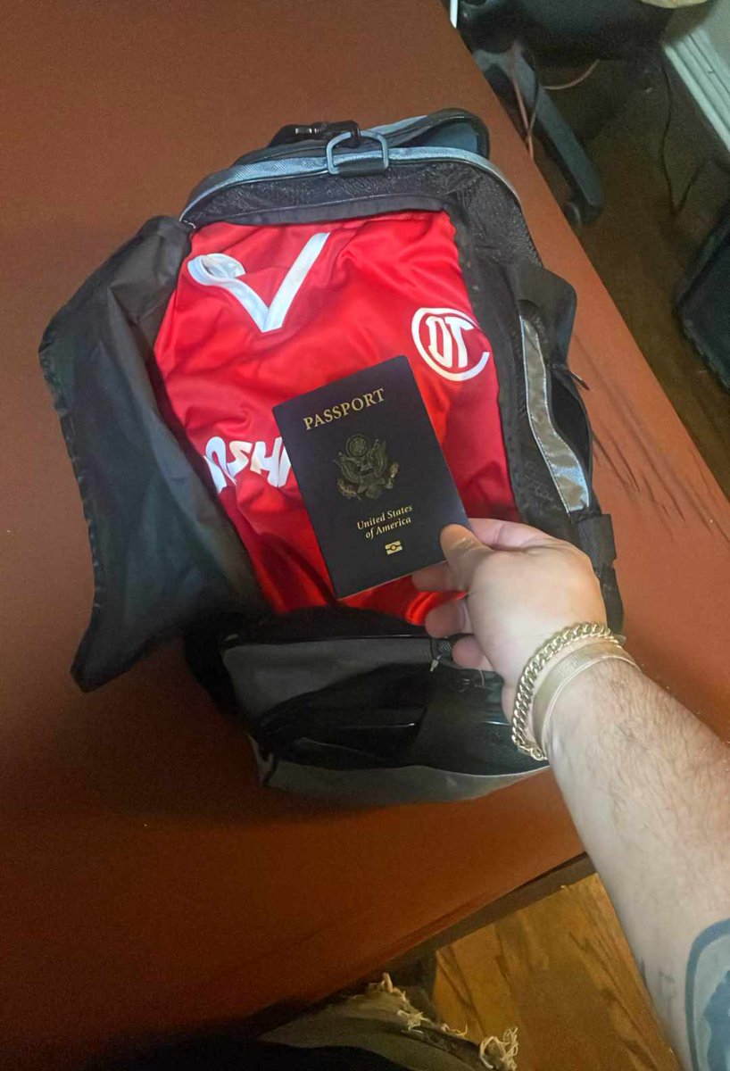 lbr_texas's tweet photo. 🇺🇲✈️🇨🇷 
La Banda de Texas también estará PRESENTE en Costa Rica apoyando a nuestros #diablosrojos @TolucaFC 🤘🏻🤙🏻 https://t.co/UckBacOVw0