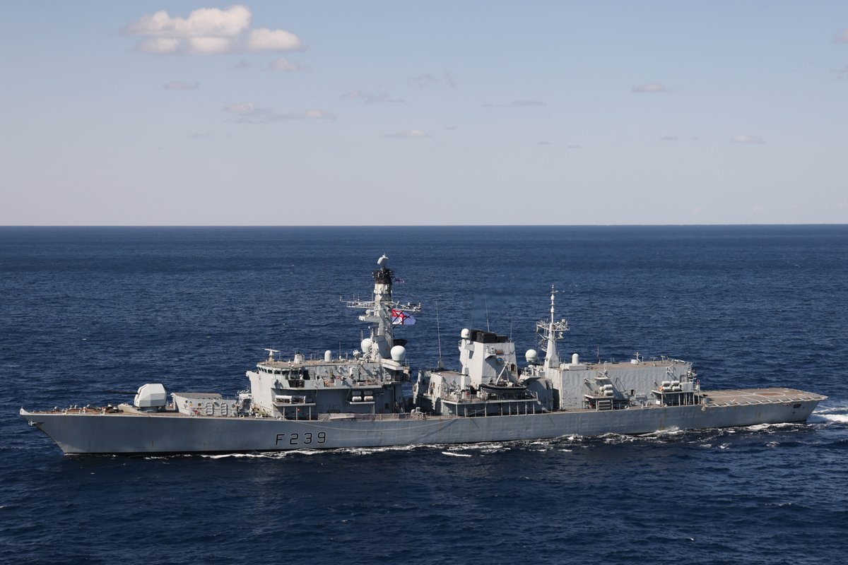 ⚓ @HMS_Richmond has taken over from @HMSDiamond in the Red Sea. The 🇬🇧 remains at the forefront of the response to the illegal attacks from Iranian-backed Houthi rebels and is committed to protecting freedom of navigation. Read more 👉 ow.ly/K7rW50QyilU