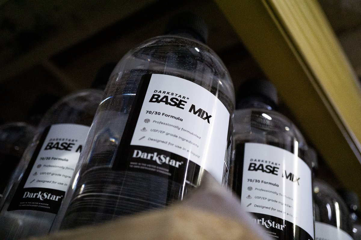 DarkStar Base Mix is a ready formulated nicotine free e-liquid base made from the highest purity ingredients available for the smoothest and most flavourful vaping experience.