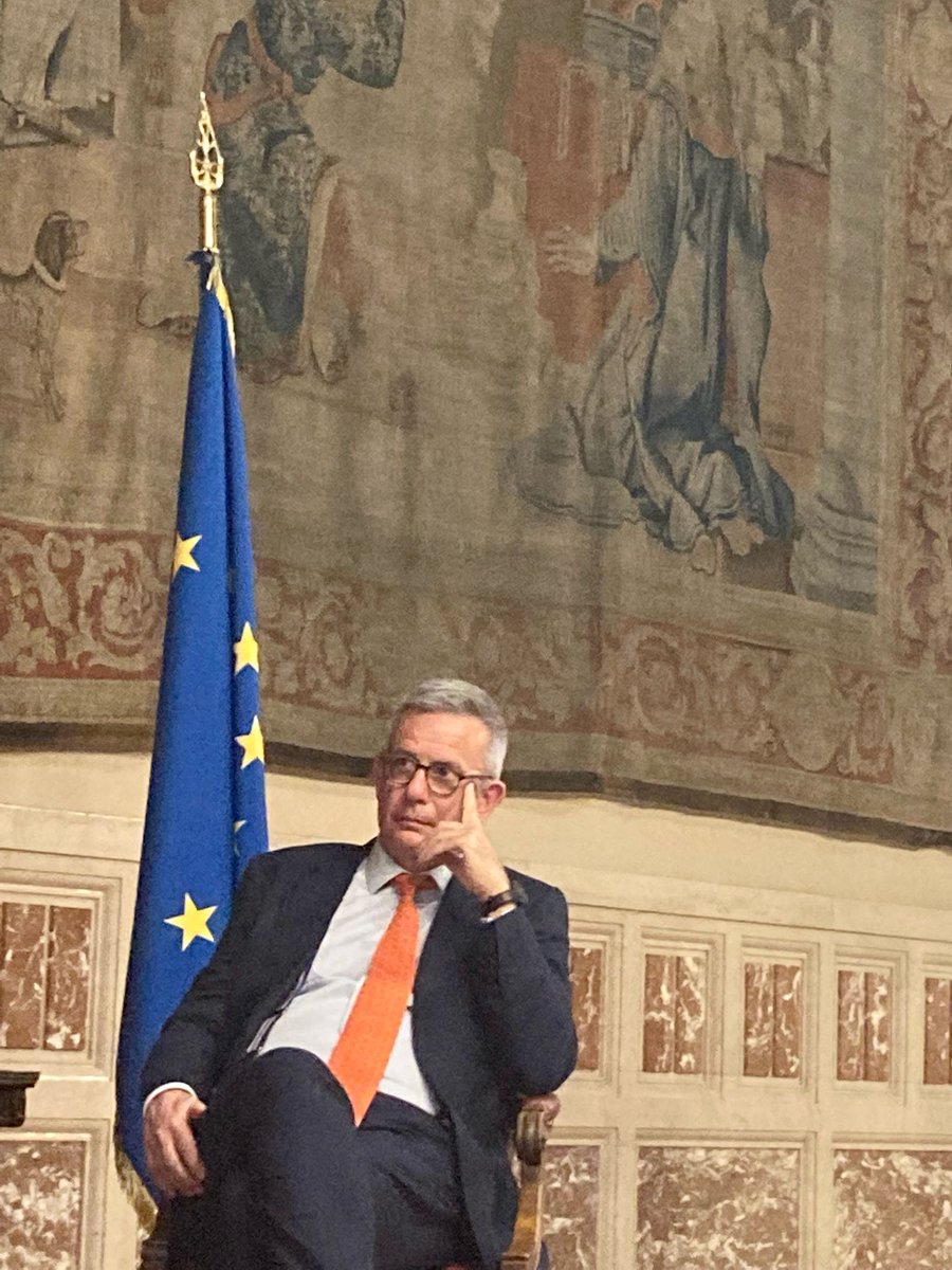 📸Alcuni scatti della presentazione di ieri, a Palazzo Montecitorio, del libro ''Scintille'' di <a href="/dbendicenti/">Donato Bendicenti</a>, un testo che ci ricorda che oggi più che mai l'energia è un tema e una questione politica, di forza, supremazia, equilibri continentali e non.

Dal sogno (o incubo)