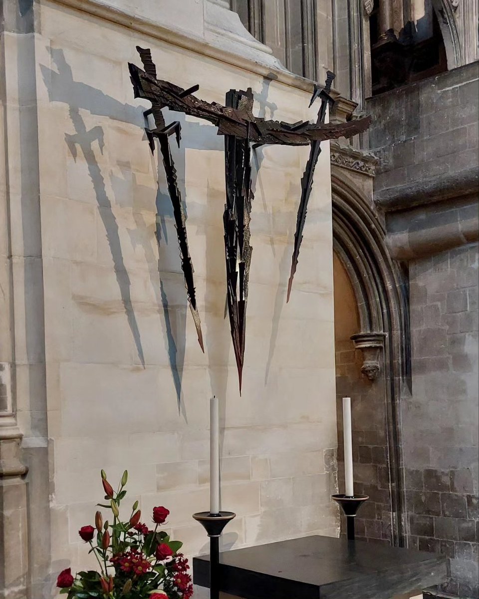 Enjoying how this early Christian era Crucifix at #canterburycathedral looks like it might be the logo of an epic 2000s RPG with an extensive, doomy Metal soundtrack.