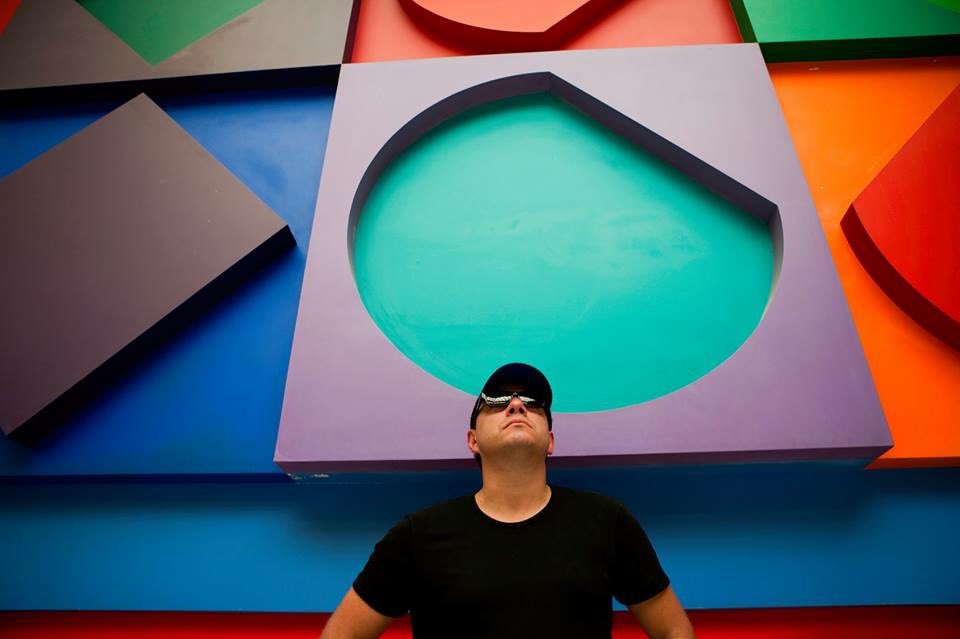 ‘Riveting Radio’… youtu.be/3lmaQHGc1R4?fe… #VictorVasarely #Nice #FrenchRiviera #GoodListening 📻 🎶 🇫🇷