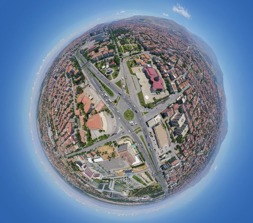 Depremden bir yıl önce Malatya'nın havadan çekilmiş 360° fotoğrafları:
malatya.sehiratlasi.net

Bilgisayar ortamında büyük ekranda izlemeniz tavsiye olunur.

#Deprem #6Şubat #Hatay #Kahramanmaras #Adıyaman #Malatya #6Şubat2023 #AsrınFelaketi